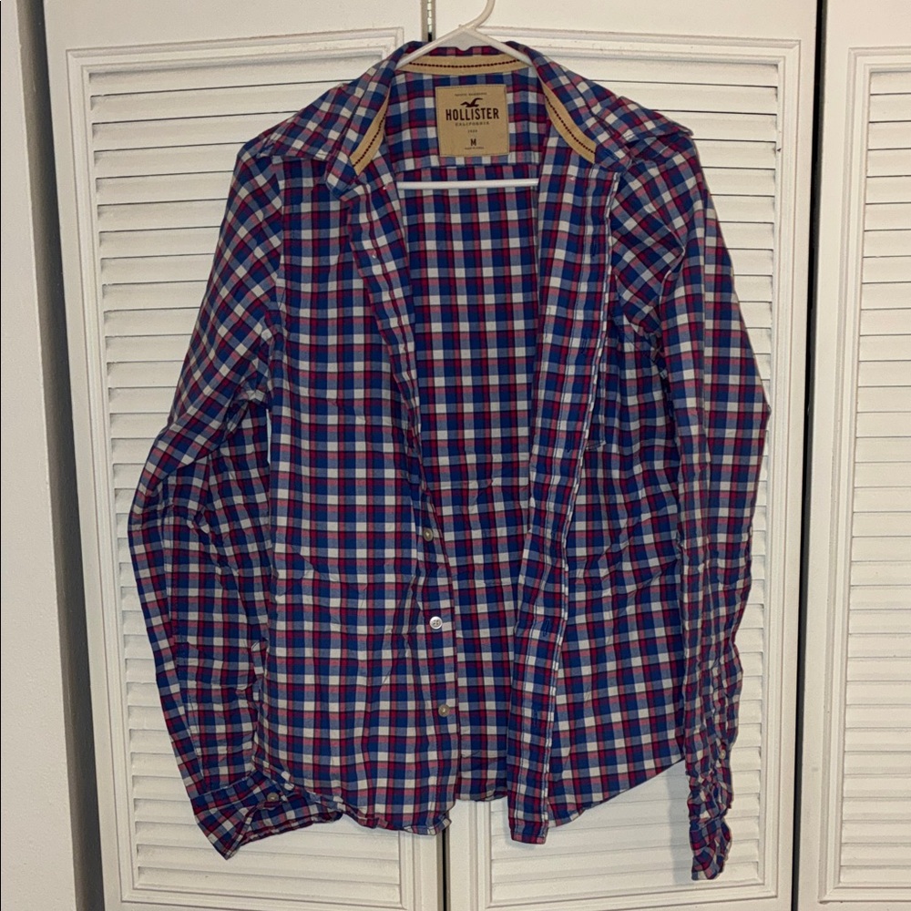 Hollister Blue Red White Plaid Button-Down Shirt